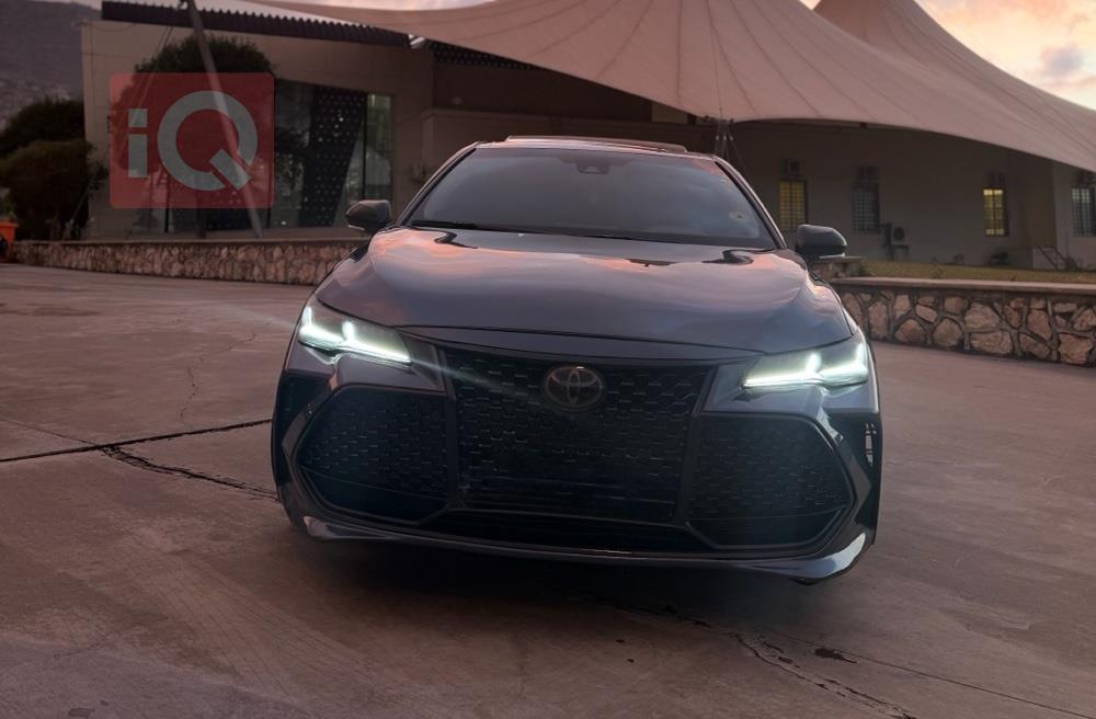 تويوتا أفالون